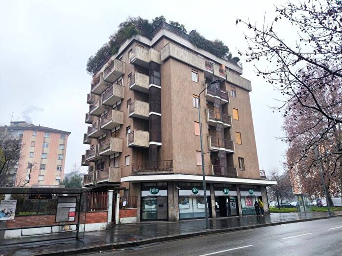 Appartamento bilocale in affitto in Via Gallarate, Certosa, Milano