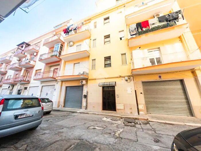 Appartamento trilocale in vendita in Via Arpi, Manfredonia