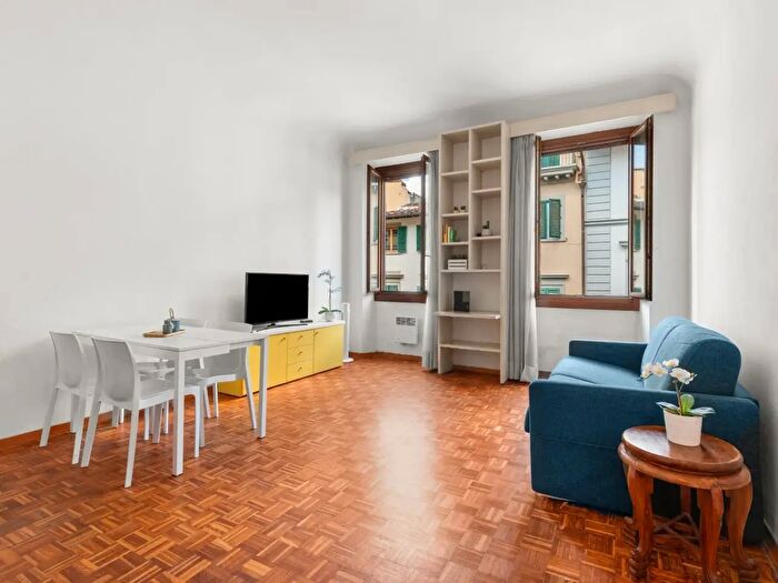 Appartamento con 7 locali in vendita in Firenze