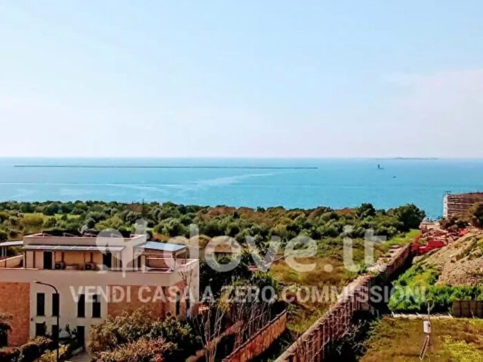 Appartamento bilocale in vendita in Via Campania, Taranto