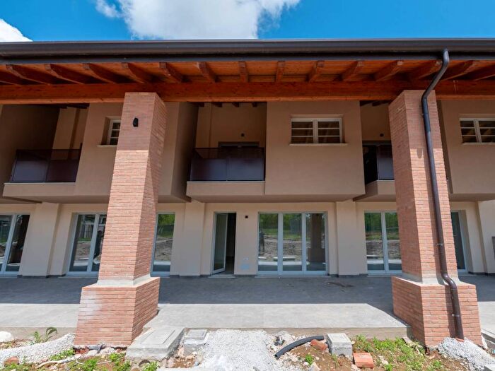 Casa trilocale in affitto in SP, Santa Rita, Novara