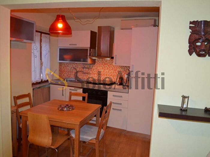 Appartamento trilocale in affitto in Vicolo del Barbi, Bolognese, Firenze