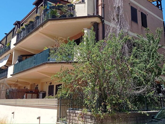 Appartamento bilocale in affitto in Pisana Bravetta, Roma