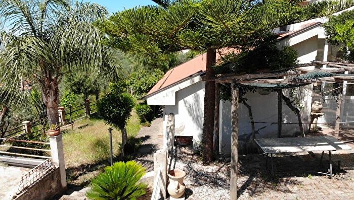 Casa con 5 locali in vendita in Via Lama Pozzo, Eboli