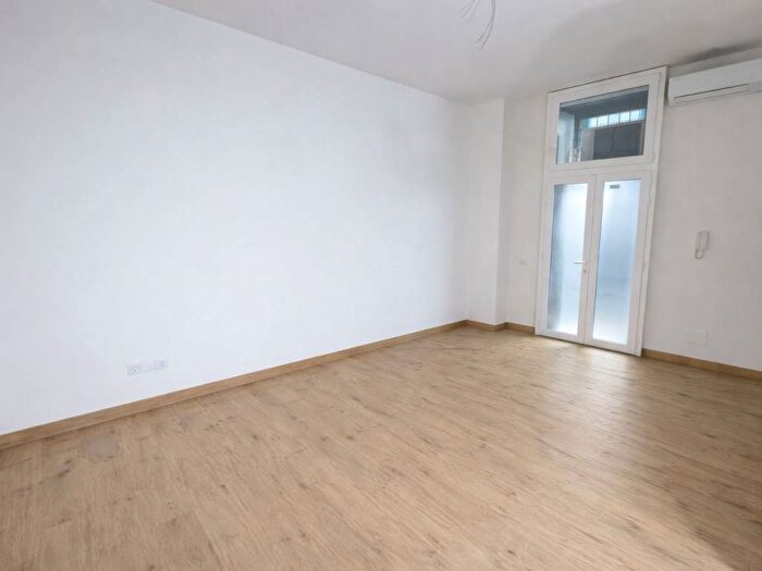 Appartamento monolocale in affitto in Viale Piave, Piave Tricolore, Milano