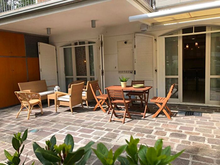 Appartamento trilocale in affitto in Viale Giugno, Milano Marittima, Cervia