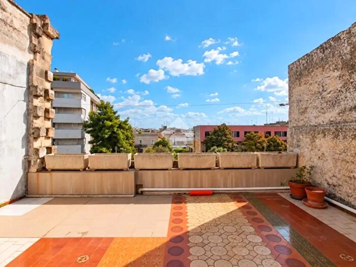 Appartamento trilocale in vendita in Via Luigi Corvaglia, Lecce