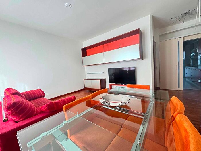 Appartamento bilocale in affitto in Via Val di Sole, Vigentino Fatima, Milano