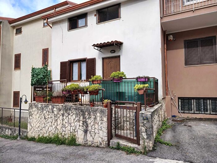 Casa trilocale in vendita in Via Nazionale, Monteforte Irpino