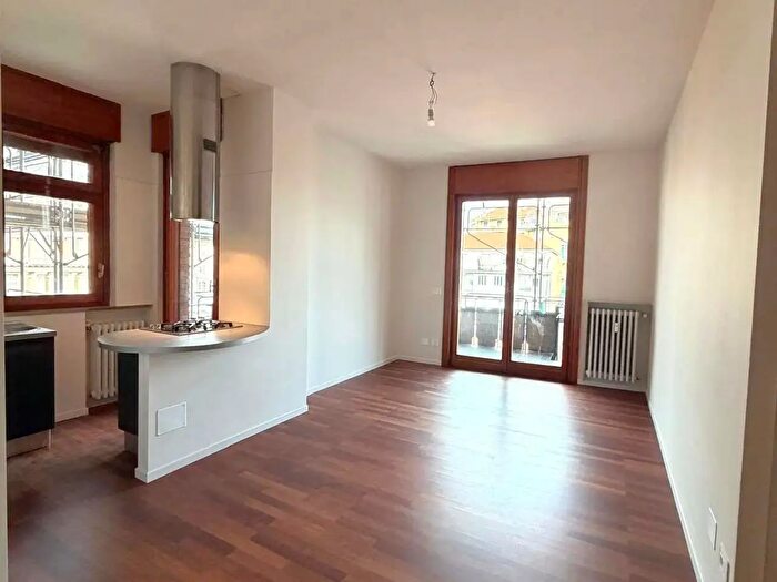 Appartamento trilocale in affitto in Via SantOttavio, Torino