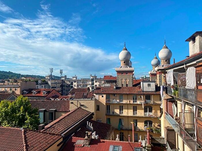Appartamento bilocale in affitto in Via SantAnselmo, San Salvario Baretti, Torino