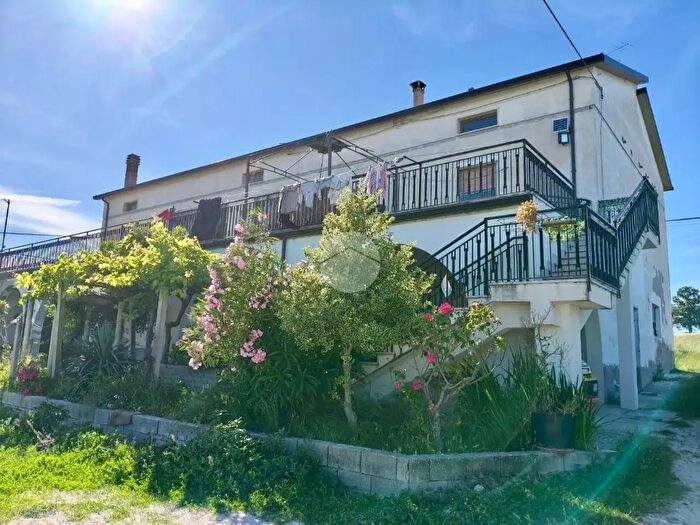 Casa quadrilocale in vendita in Contrada Testara, Campodipietra