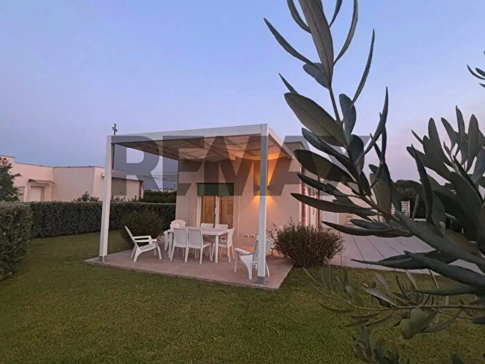 Casa quadrilocale in affitto in Cda Gisira d, Augusta