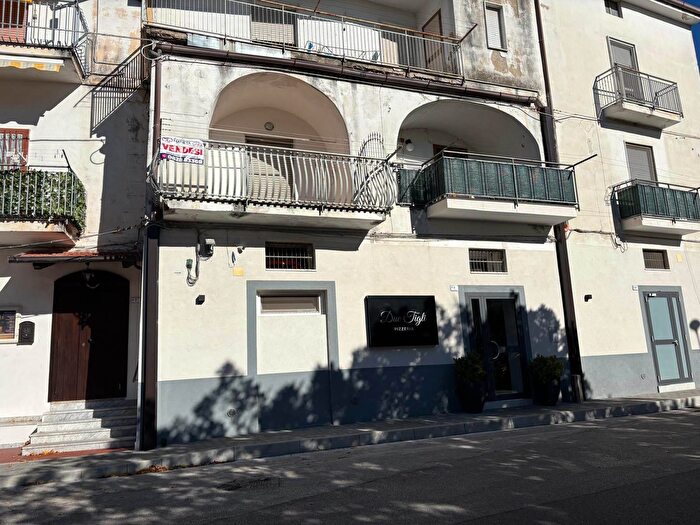 Appartamento bilocale in vendita in Piazza SantEustachio, Montecorvino Rovella
