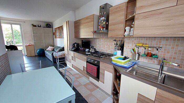 Appartamento trilocale in vendita in Corso Luigi Andrea Martinetti, Genova