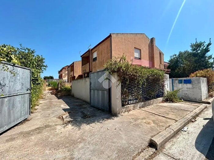 Casa quadrilocale in vendita in Via Antares, Capoterra