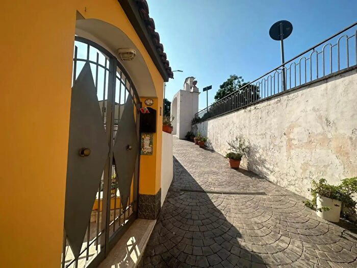 Appartamento trilocale in vendita in Cava De Tirreni