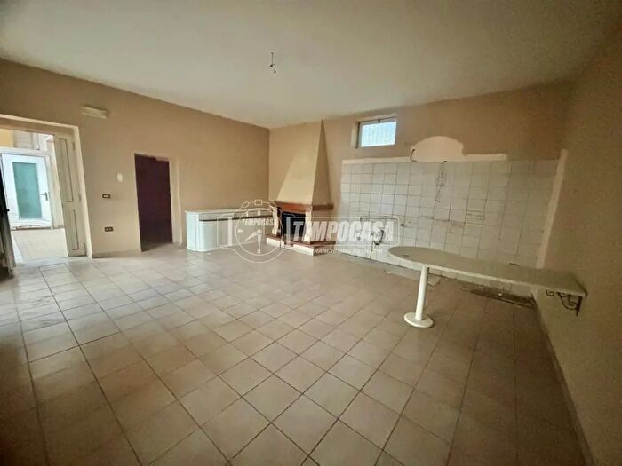 Appartamento trilocale in vendita in Vico Fondola, Giugliano In Campania