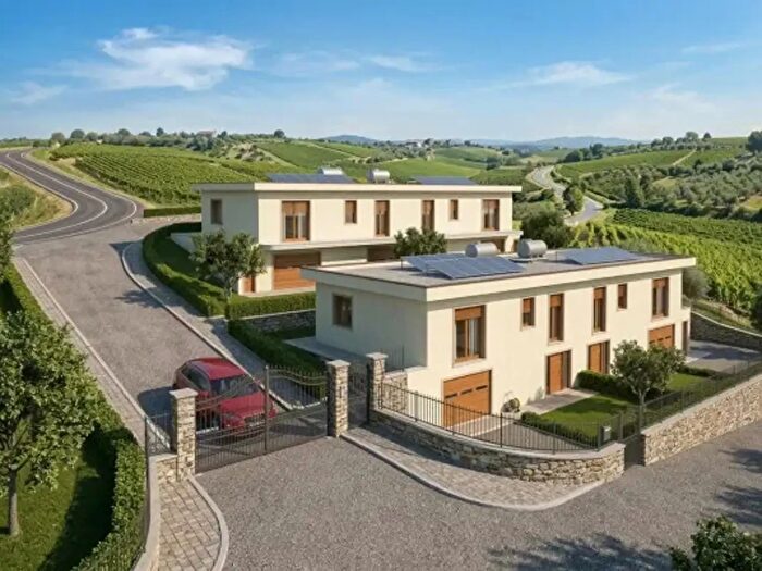 Casa quadrilocale in vendita in Via Joseph Anton Koch, Olevano Romano