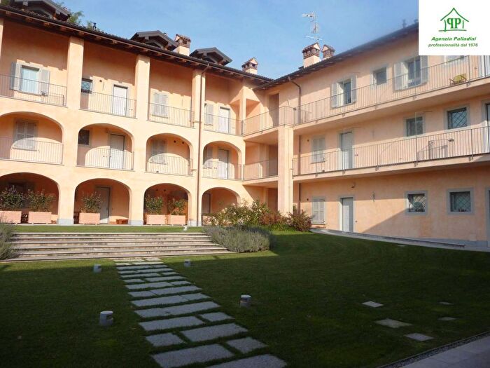 Appartamento bilocale in affitto in Via Belmonte, Valle Olona, Varese