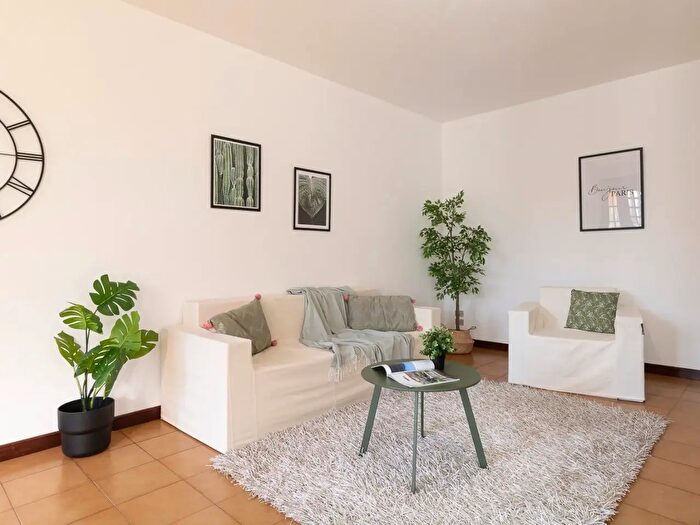 Appartamento con 5 locali in vendita in Via Monsignore Belluzzo, Carmignano Di Brenta