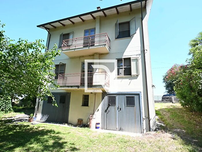 Appartamento quadrilocale in vendita in Mandriole NN, Ravenna