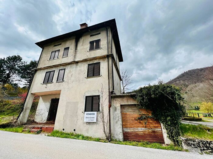Casa con 6 locali in vendita in Taipana Via Taipana Capoluogo, Nimis