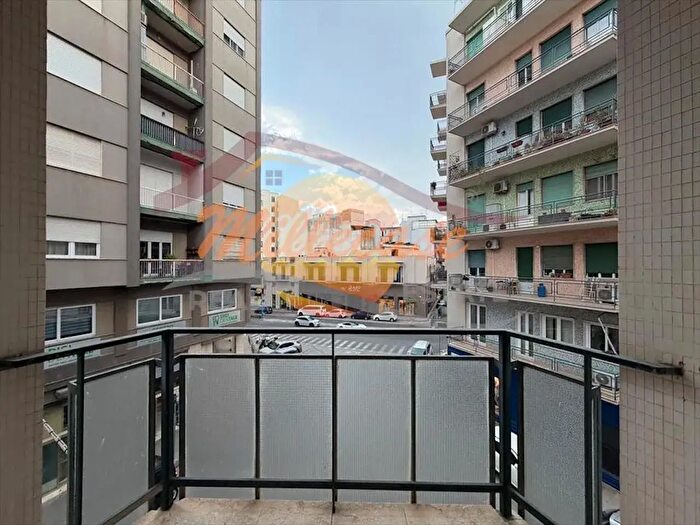 Appartamento con 6 locali in vendita in Corso Gelone, Siracusa