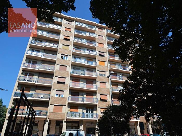 Appartamento trilocale in affitto in Viale Gramsci, Regina Margherita, Collegno