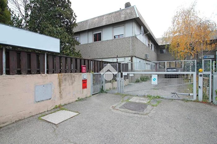 Appartamento quadrilocale in vendita in Via Caduti di Melissa, Casalecchio Di Reno