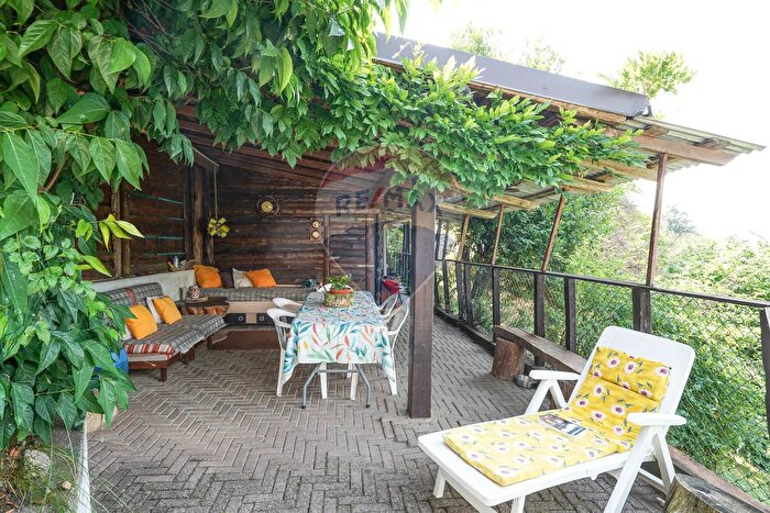 Casa trilocale in vendita in Via Poderale Cozasco, SantOmobono Terme