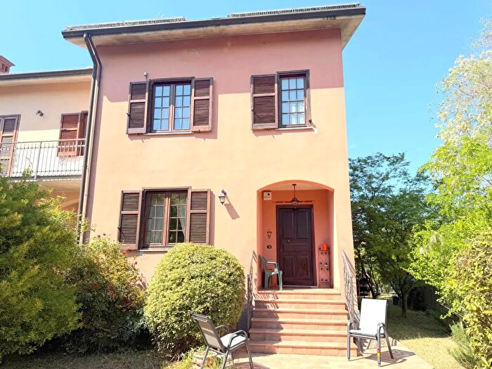 Casa con 5 locali in vendita in Novi Ligure