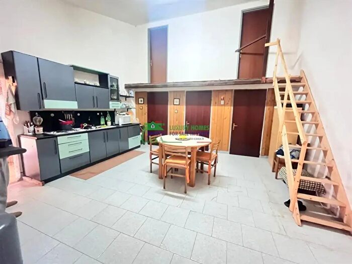 Casa quadrilocale in vendita in Strada Provinciale, Comiso