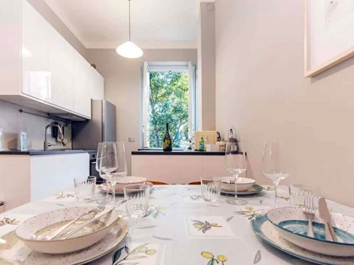 Appartamento trilocale in affitto in Via di Ravecca, Molo, Genova