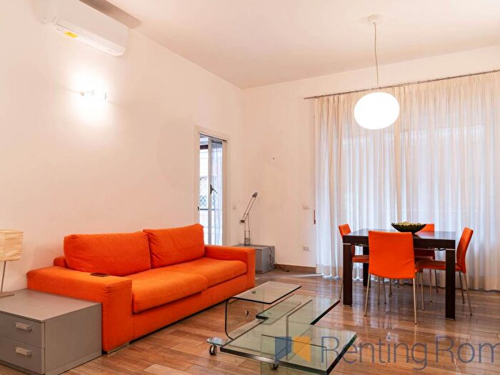 Appartamento trilocale in affitto in Via del Casaletto, Colli Portuensi Casaletto, Roma