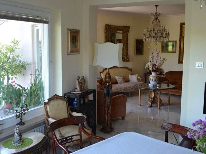 Casa quadrilocale in affitto in Via della Fonte di Fauno, Aventino, Roma