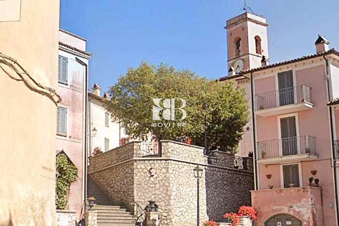 Appartamento quadrilocale in vendita in Via Guglielmo Marconi CanteranoVia Guglielmo Marconi, Canterano