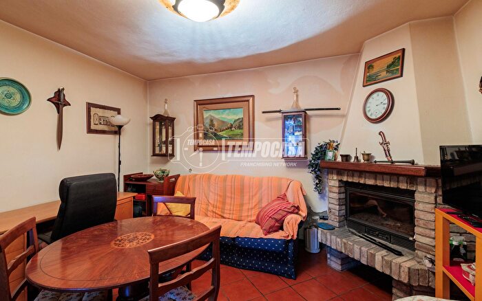 Casa in vendita in Via Martiri della Libertà, Lesignano De Bagni