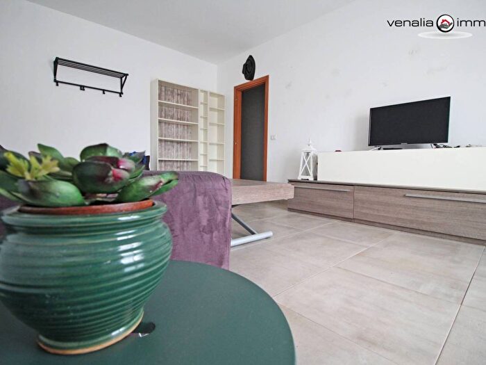 Appartamento trilocale in affitto in Via della Cooperazione, Binasco