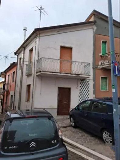 Appartamento trilocale in vendita in Via Mancini P S, Monteleone Di Puglia