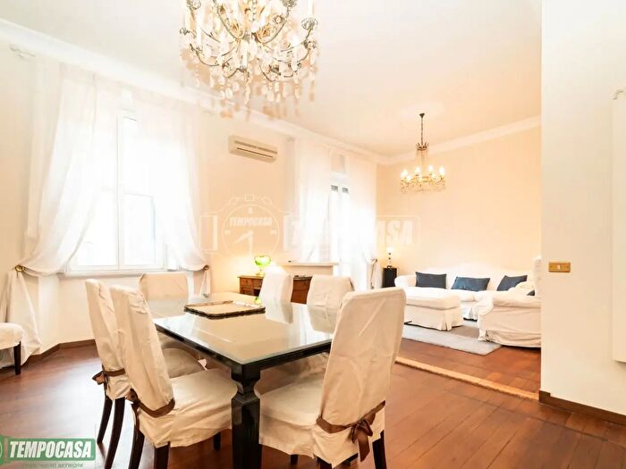 Appartamento trilocale in vendita in Via Plinio, Milano