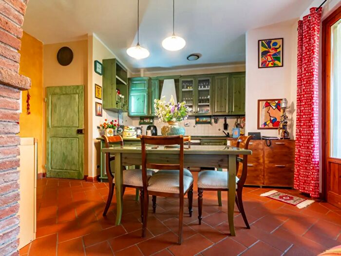 Appartamento con 5 locali in vendita in Via La Steccata, Terranuova Bracciolini