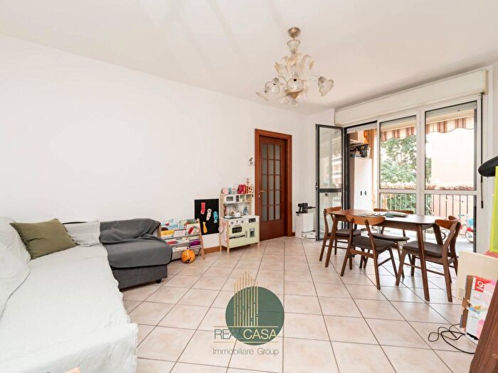 Appartamento trilocale in affitto in Via Caduti in Missione di Pace, Rubattino, Milano