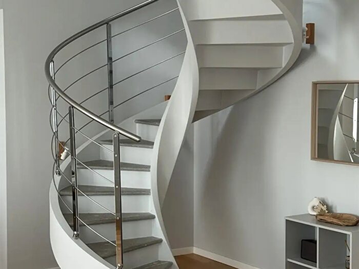 Appartamento con 5 locali in vendita in Via Galileo Galilei a, Turate