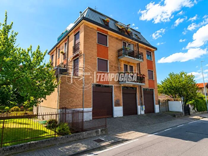 Case in Vendita e in Affitto - 3