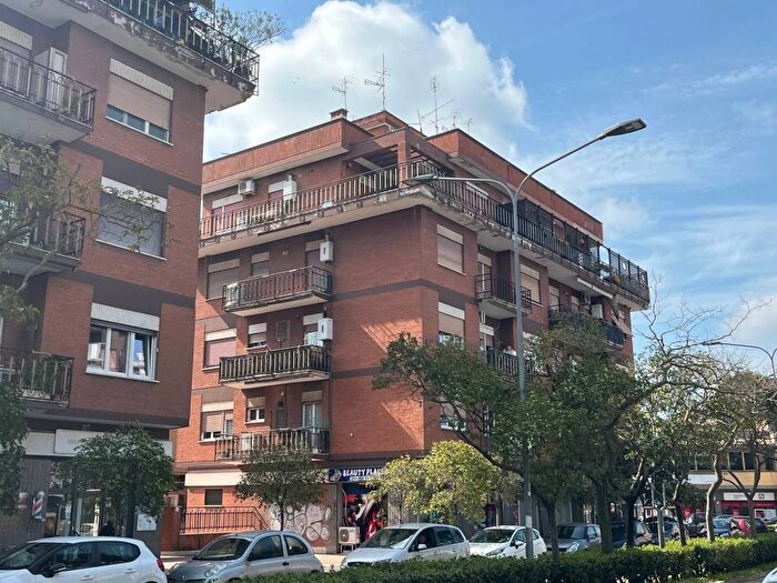 Appartamento bilocale in affitto in Via Urbano Rattazzi, Pomezia Centro, Pomezia