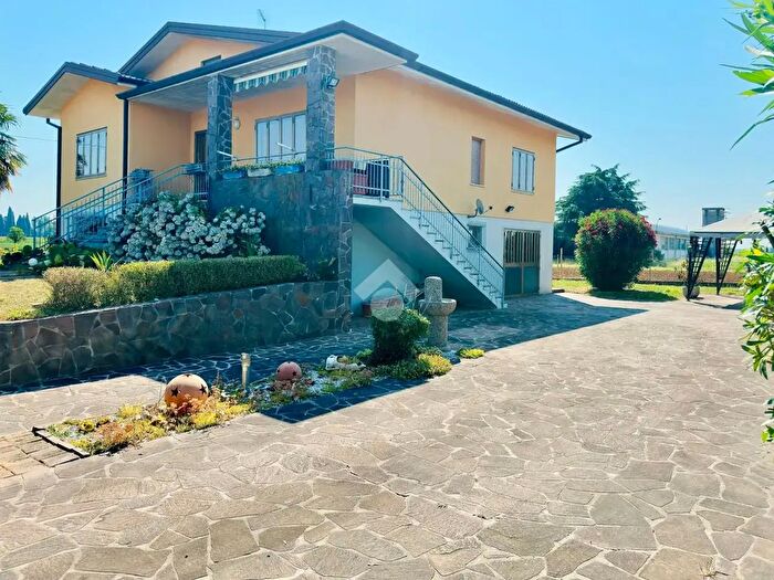 Casa con 5 locali in vendita in Via Palmanova, Pavia Di Udine
