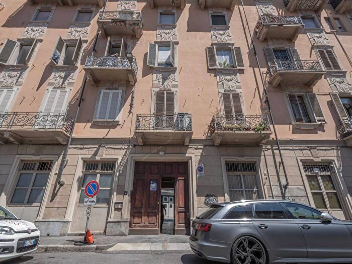 Appartamento trilocale in affitto in Via Balangero, Lucento, Torino