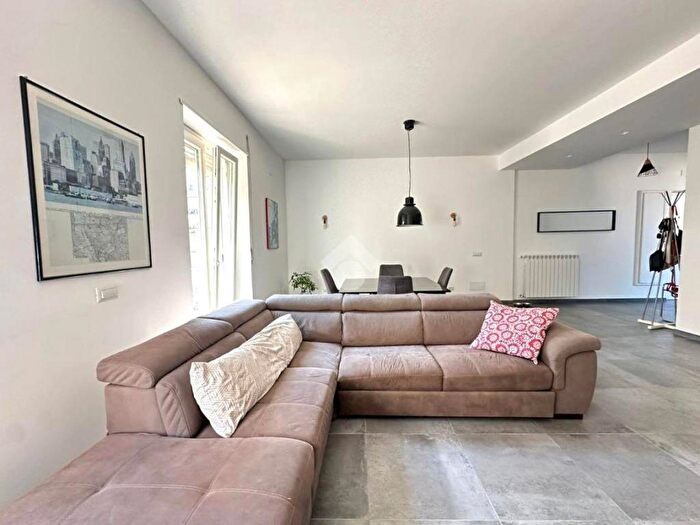 Appartamento con 5 locali in affitto in Via Donato Bramante, Murialdo Cappuccini, Viterbo