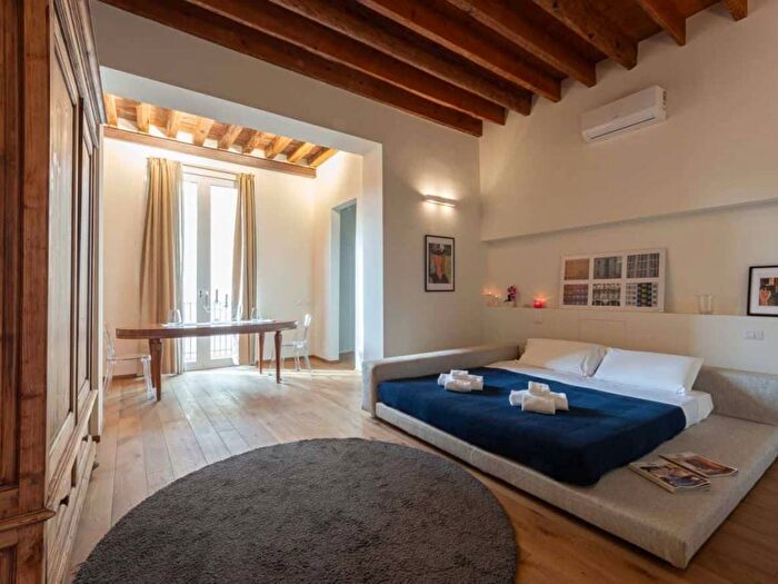 Appartamento bilocale in affitto in Via Il Prato, Borgo Ognissanti Il Prato, Firenze